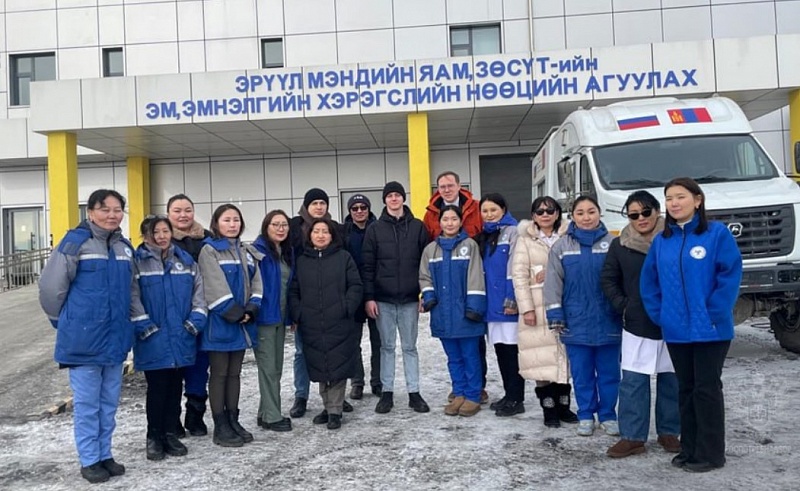 В Роспотребнадзоре обучили коллег из Монголии работе в мобильной лаборатории