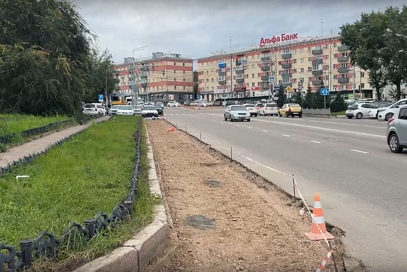 В Улан-Удэ на улице Ербанова идут работы по расширению