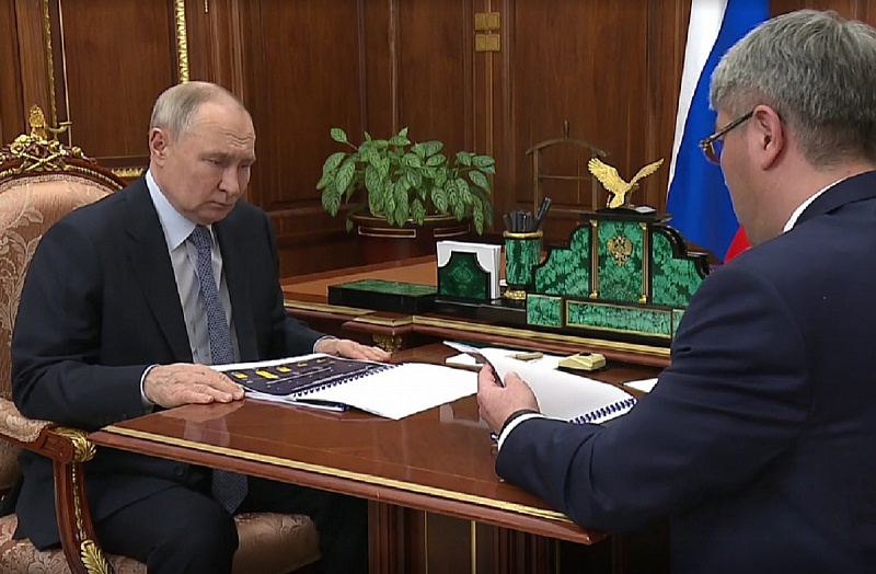 Алексей Цыденов на встрече с Владимиром Путиным: «Мы сделали все, чтобы у нас демография росла»
