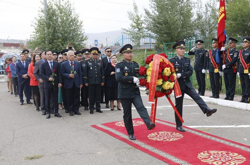 В Улан-Баторе почтили память генерала армии Иссы Плиева