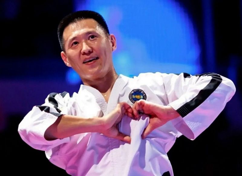 Спортсмен из Улан-Удэ стал чемпионом Европы по тхэквондо