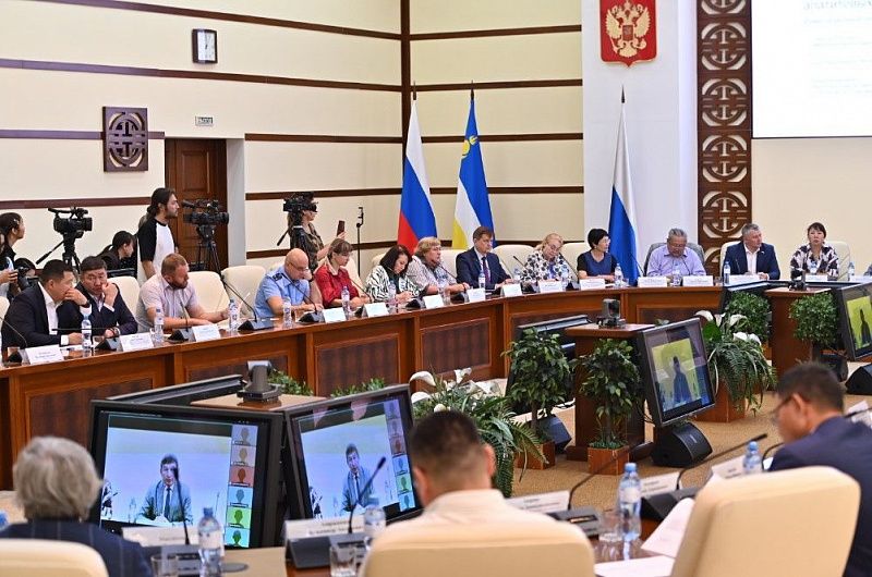 В Правительстве Бурятии прошло совещание по вопросам разработки Ошурковского месторождения
