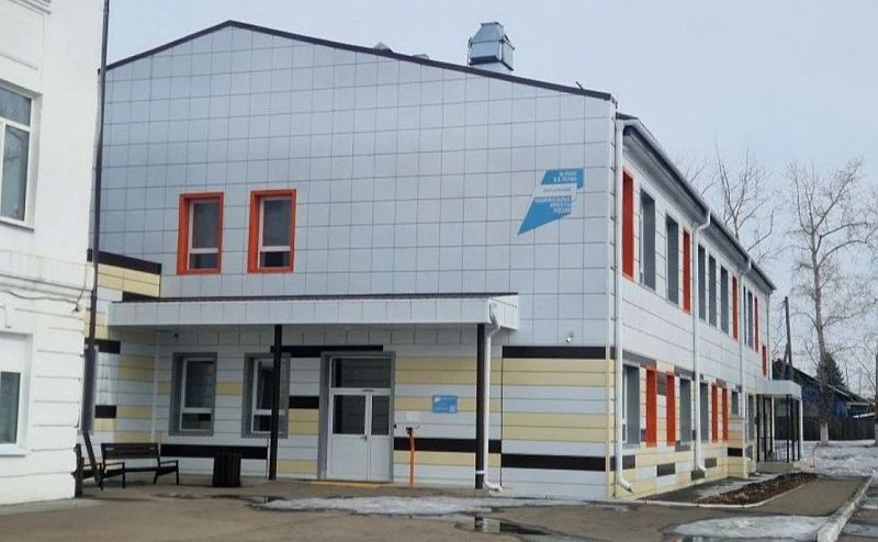 В новом спортзале мухоршибирской школы открыли дополнительные секции для детей