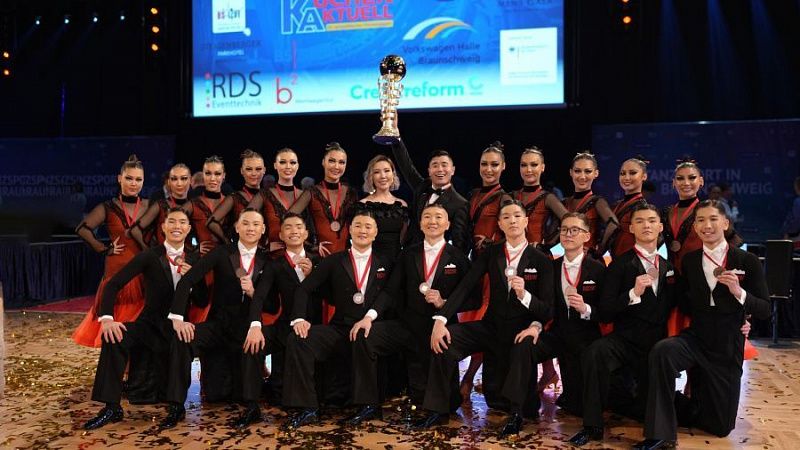 Танцевальная группа "Moon Dance" завоевала бронзу на чемпионате мира в Германии