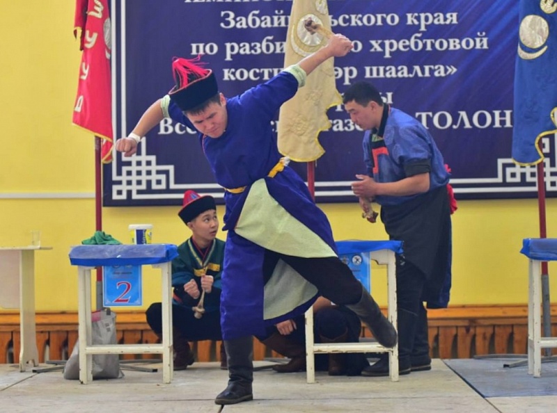 Турнир по разбиванию хребтовой кости прошел в Агинском