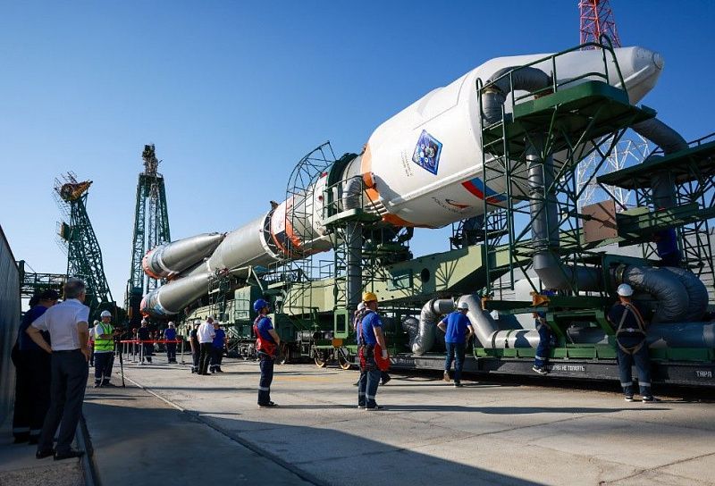 В космос запустили ракету с символикой Восточного экономического форума