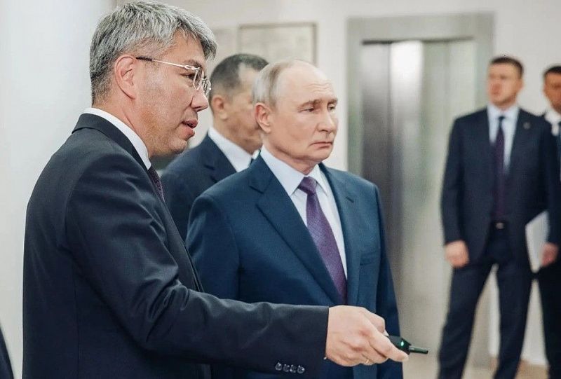 От комфортной городской среды к мастер-планам: Владимиру Путину в Бурятии представили мастер-планы дальневосточных городов