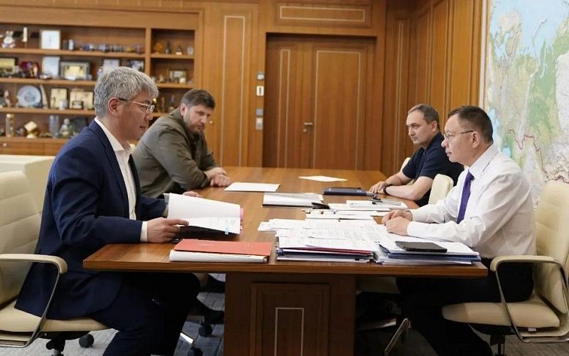 Глава Бурятии обсудил с министром строительства и ЖКХ России ход реконструкции очистных сооружений в Улан-Удэ и подготовку к отопительному сезону
