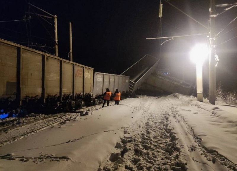 Движение поездов на станции Ангаракан ВСЖД полностью восстановлено