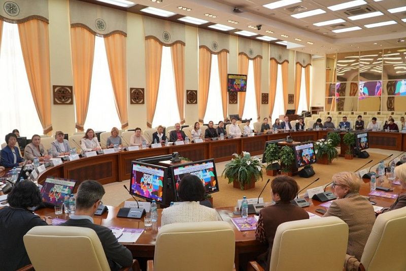 В Улан-Удэ прошло окружное совещание по борьбе с ВИЧ