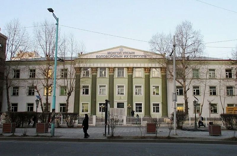 Шесть монгольских старшеклассников получили «золотой билет» в российские вузы