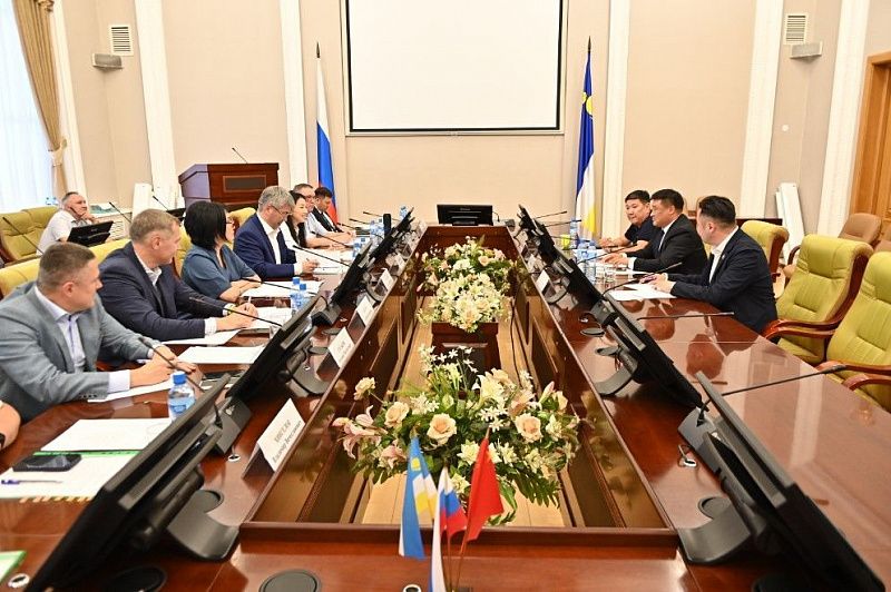 Чартерный рейс свяжет Бурятию и Хайнань
