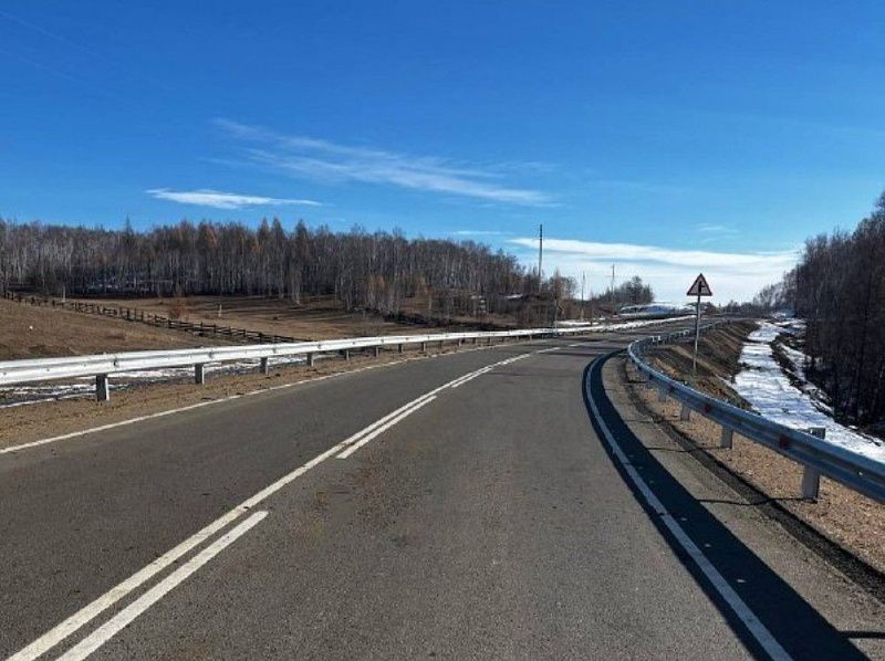 В Закаменском районе завершен ремонт 10-километрового участка региональной дороги