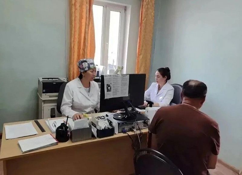 Более 2500 жителей четырёх районов Бурятии обследовали мобильные бригады врачей