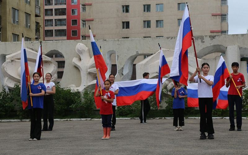 День государственного флага России отметили в Монголии
