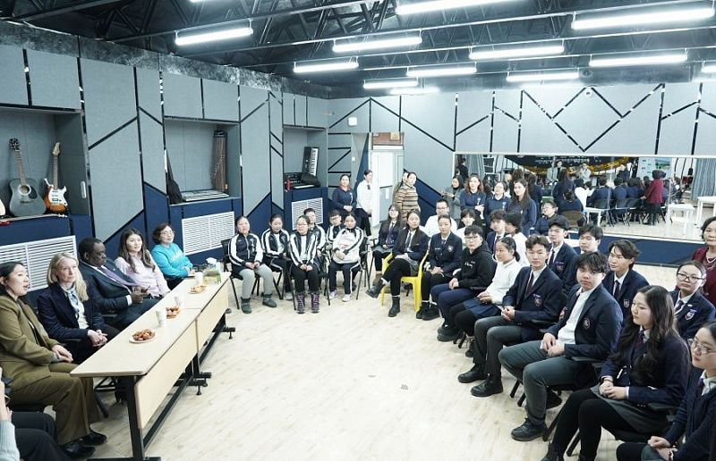 В аймаке Дундговь займутся повышением уровня преподавания английского языка