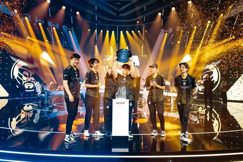 Команда The MongolZ стала чемпионом Esports World Cup 2025