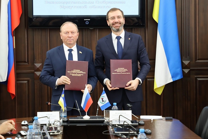 Подписано Соглашение о сотрудничестве между Народным Хуралом Республики Бурятия и Законодательным собранием Иркутской области
