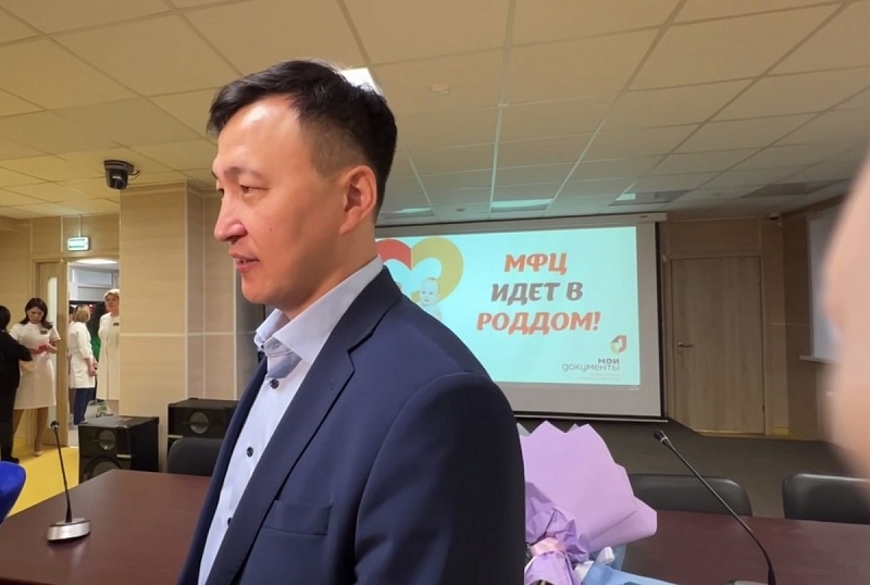 В Республиканском перинатальном центре открылось окно МФЦ по регистрации новорожденных