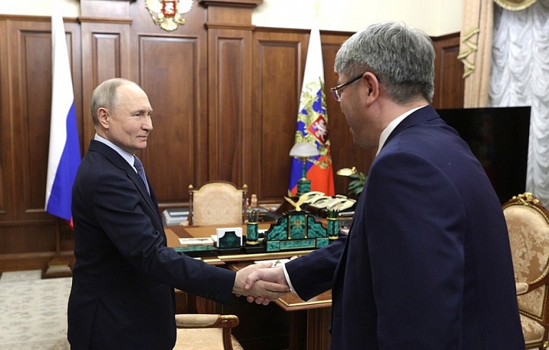 Глава Бурятии обсудил проблемные проекты региона с Владимиром Путиным