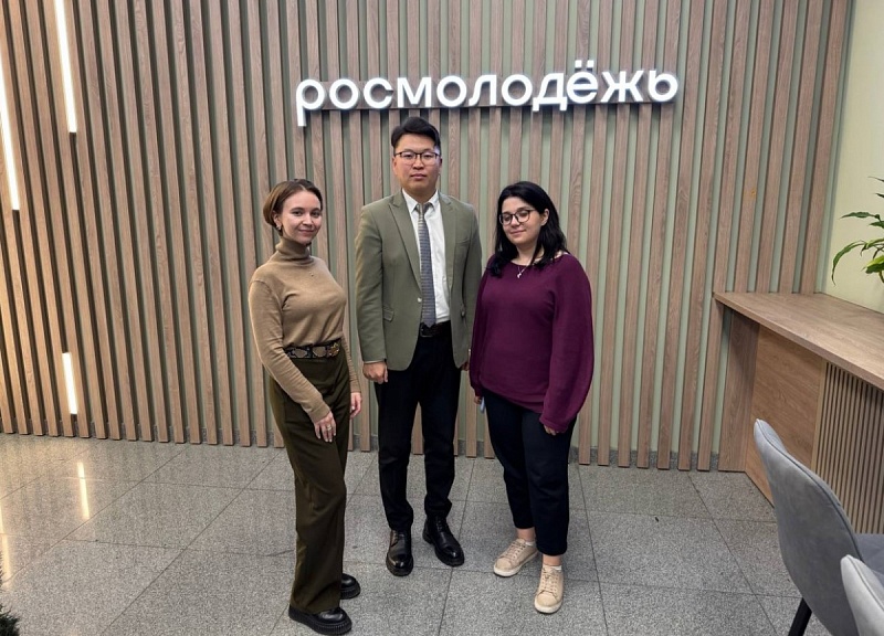 Курсант Замбал Санжиев завершил стажировку в Росмолодёжи