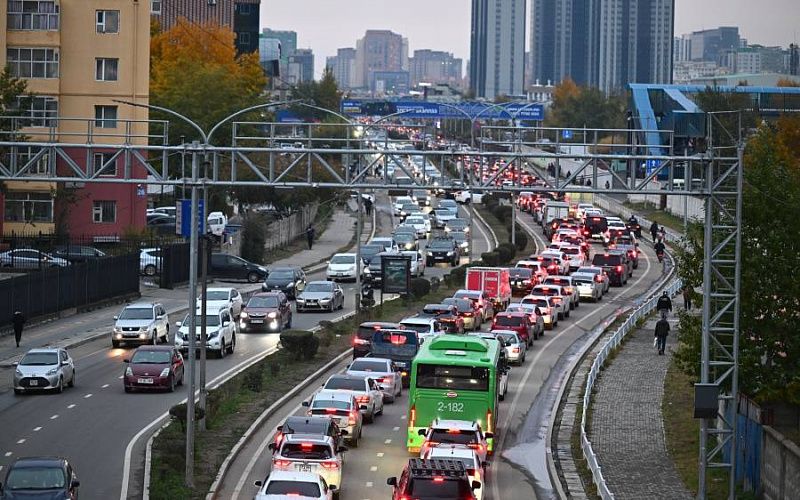 За последние 10 лет Монголия импортировала более 700 тысяч легковых автомобилей