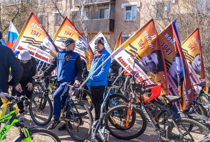 В Улан-Удэ прошел 14-й велопробег «Звезда Победы». ВИДЕО