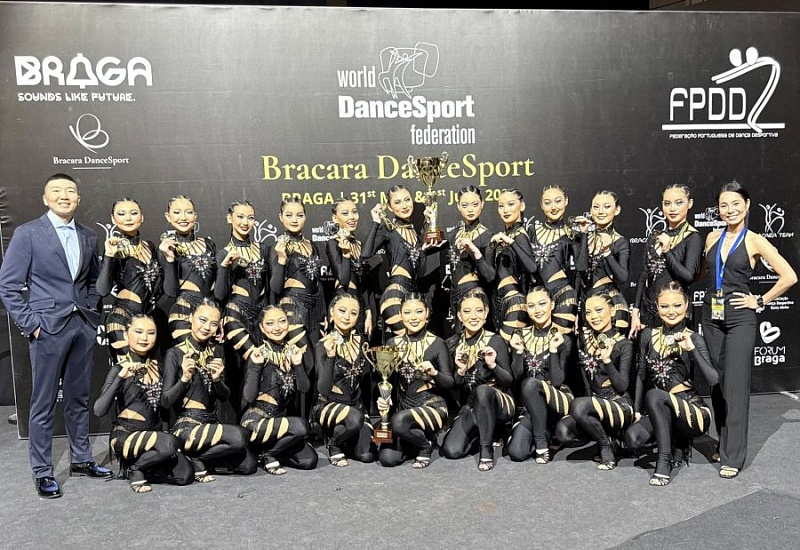 Танцевальная группа "Royal Dance" выиграла чемпионат мира