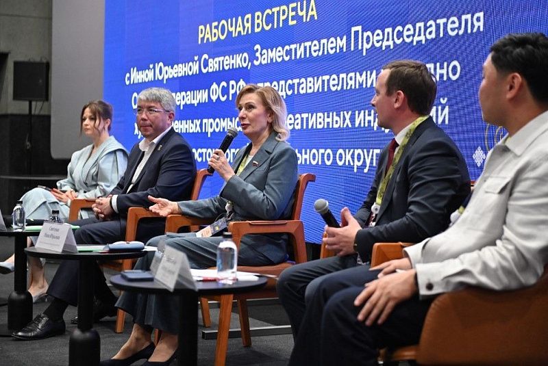 В Улан-Удэ обсудили развитие народных художественных промыслов Дальнего Востока