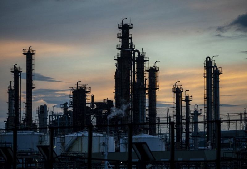 Нефтеперерабатывающий завод Монголии готов на 60%
