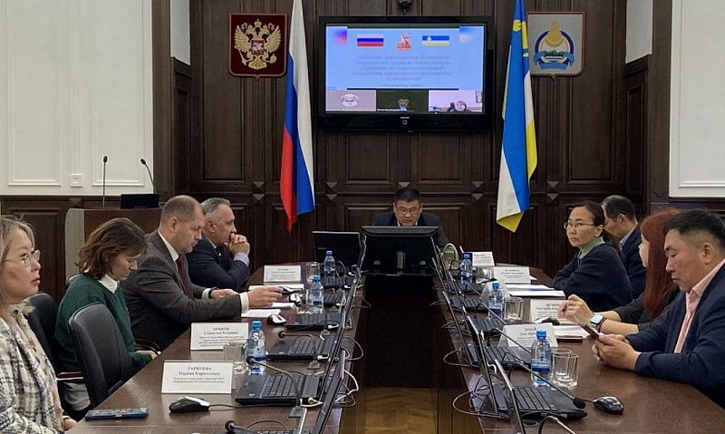 В Народном Хурале обсудили проект закона о платных парковках
