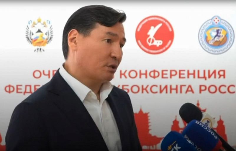 Бату Хасиков сохранил пост председателя высшего наблюдательного совета Федерации кикбоксинга России. ВИДЕО