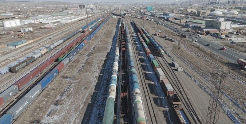 Правительство Монголии планирует увеличить запасы топлива