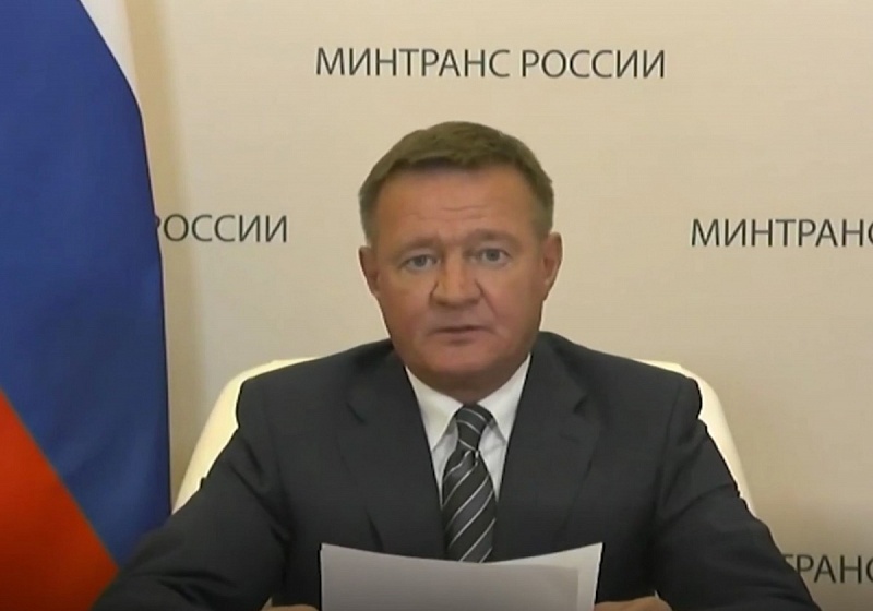 Авиаперевозчиков обяжут сажать детей рядом с родителями
