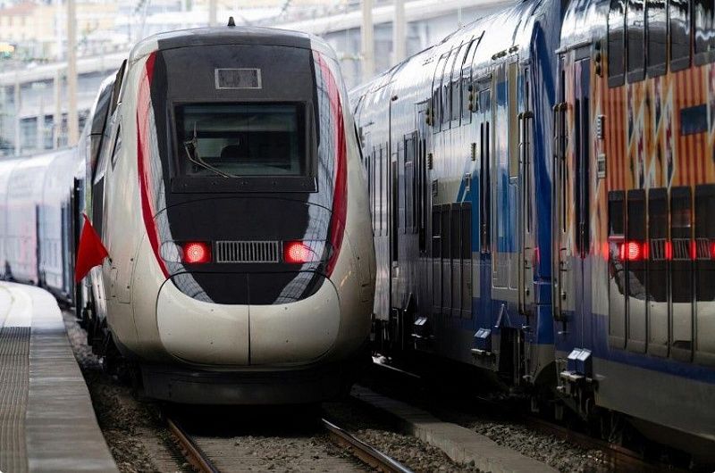 Жителям Иркутской области и Республики Бурятия в 2026 году будут предоставляться льготы для проезда в пригородных поездах